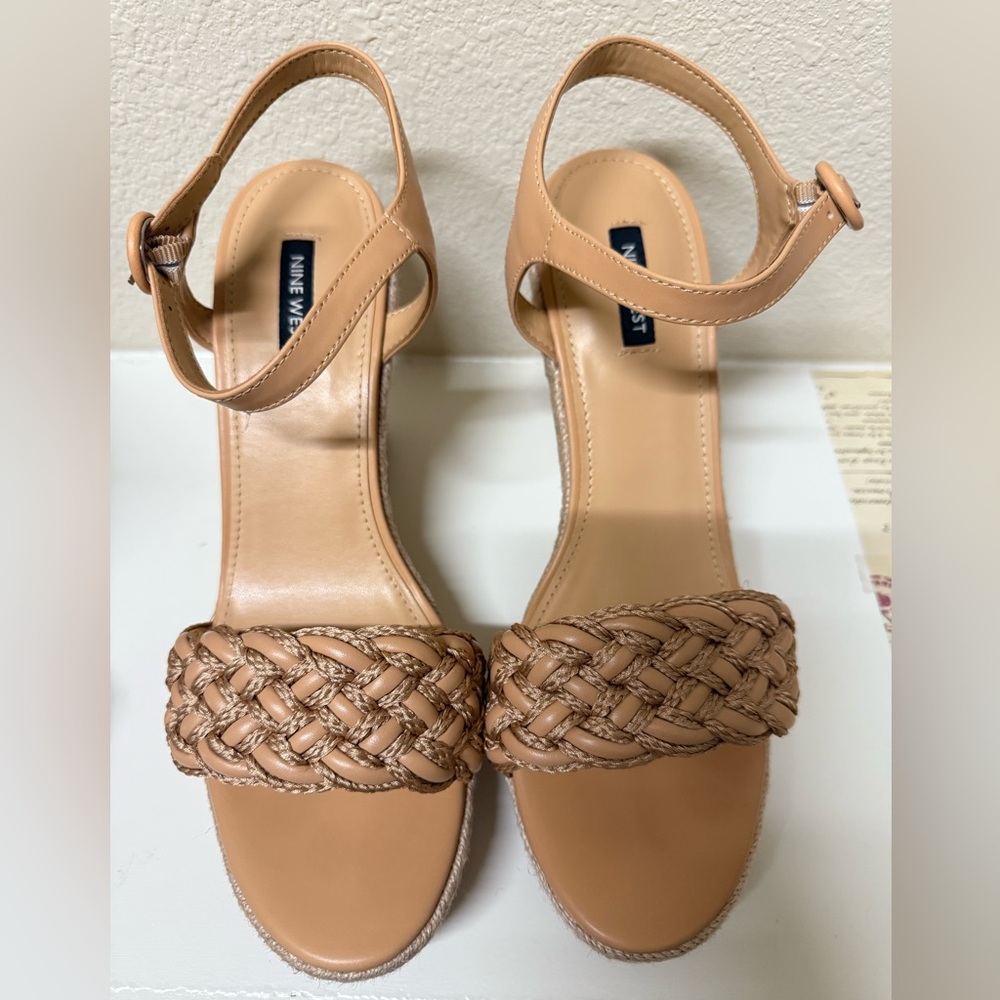 New w/ Box; Nine West Hosana3 Light Natural 110 Wedge Sandal; size 12M